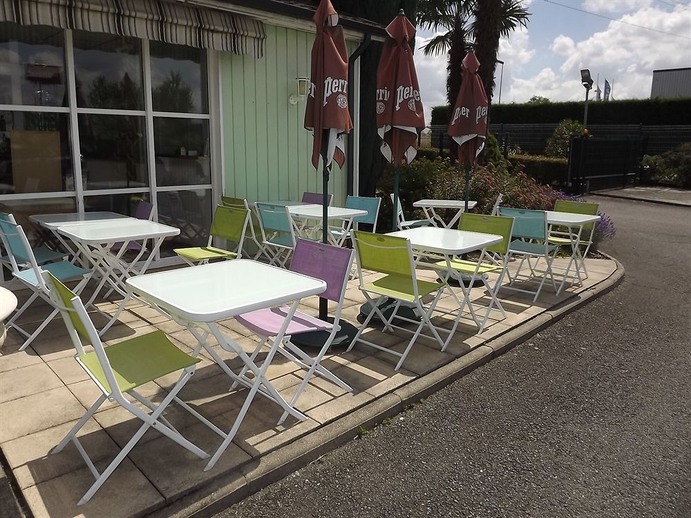 Brit Hotel Essentiel Pau Lescar Εξωτερικό φωτογραφία